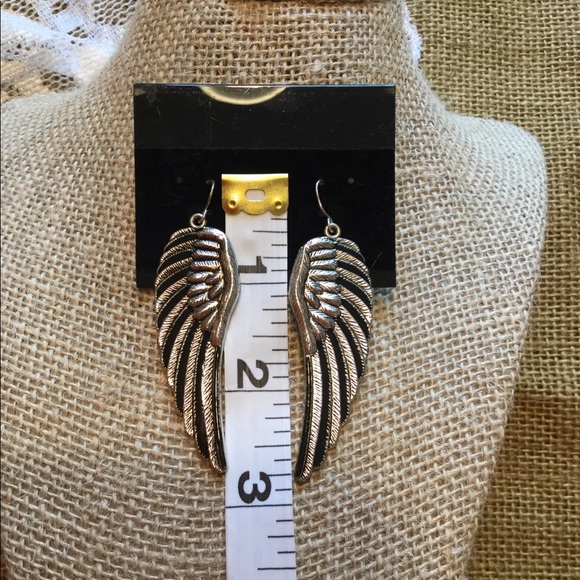 Wing earrings - Picture 2 of 2